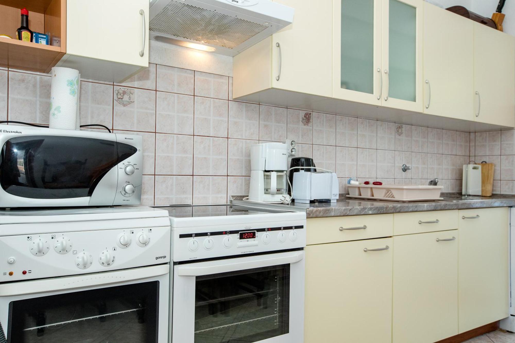 Lovely Meta Apartments Palit Exterior foto
