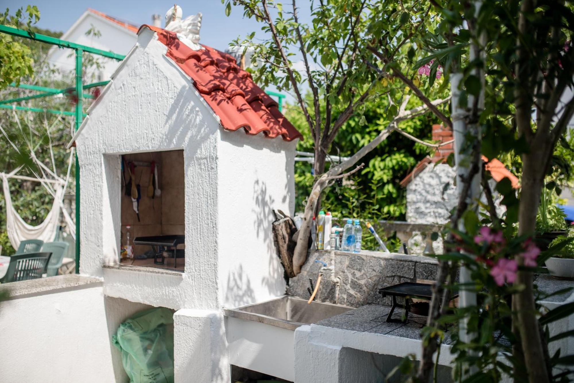 Lovely Meta Apartments Palit Exterior foto