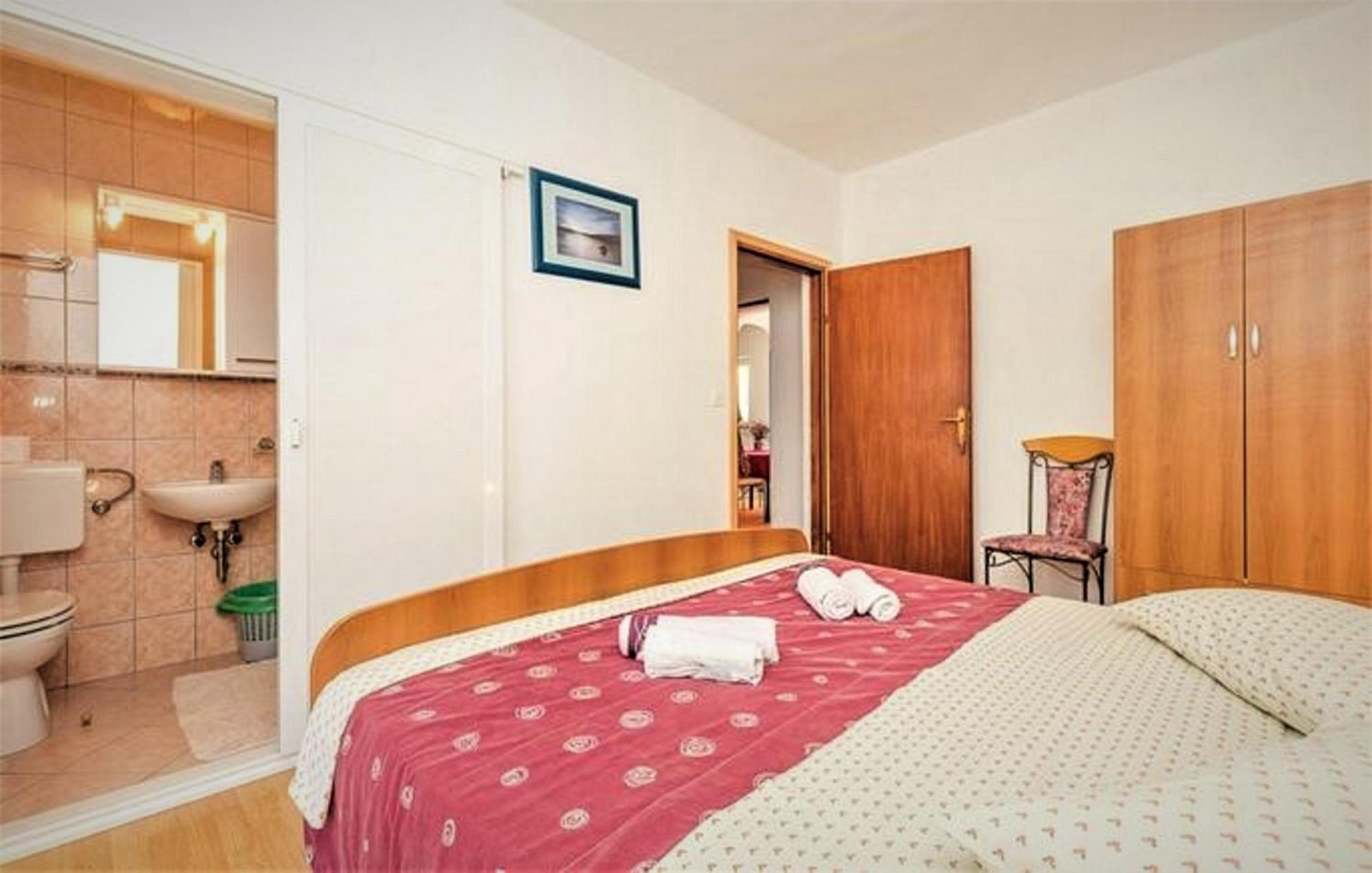 Lovely Meta Apartments Palit Exterior foto