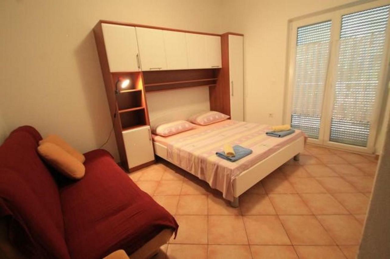 Lovely Meta Apartments Palit Exterior foto